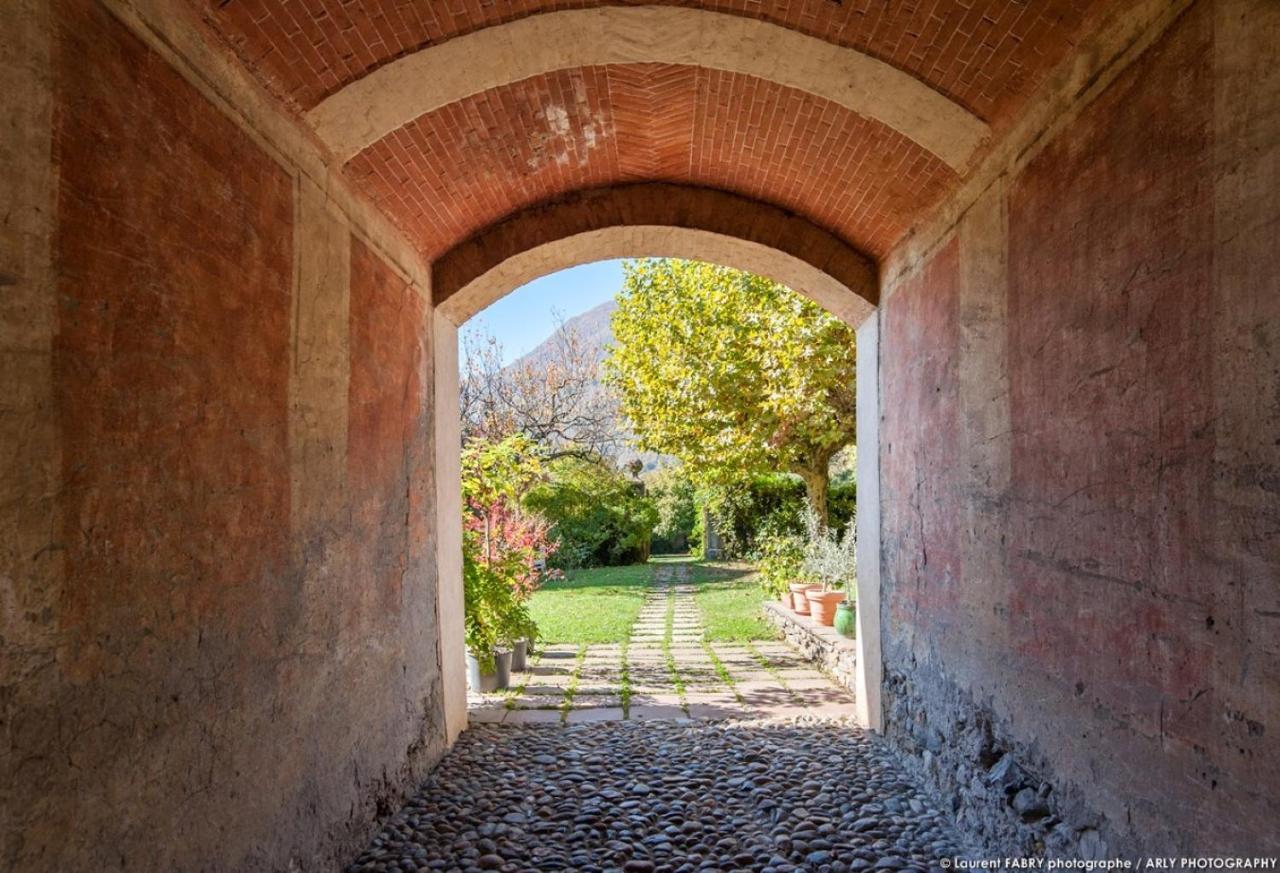 Gite Du Porche Saint-Jean-de-la-Porte المظهر الخارجي الصورة